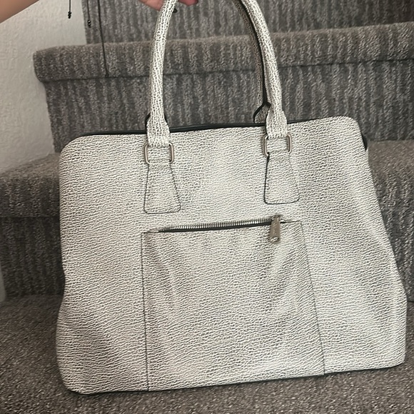 c8-lab super cute handbag 😍 - Picture 5 of 7